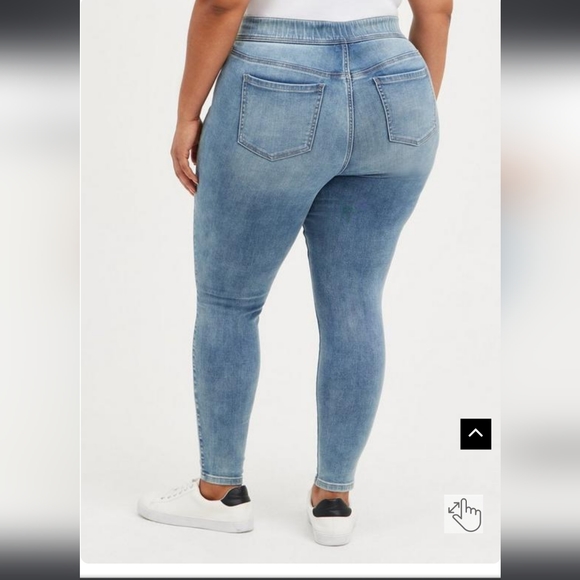 NEW! Plus size 1X 14-16 Lean Jean Skinny Super Soft High-Rise Jeans Torrid - Picture 2 of 6